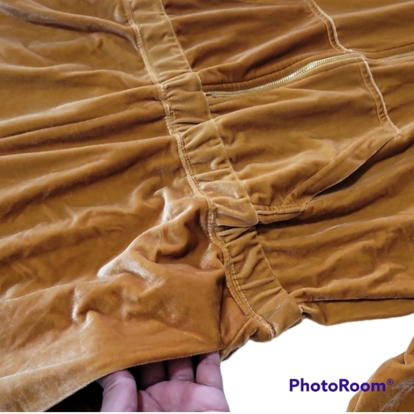 FABLETICS retail $ 90  Wide-leg jumpsuit in velour. Size 1X - Picture 9 of 15